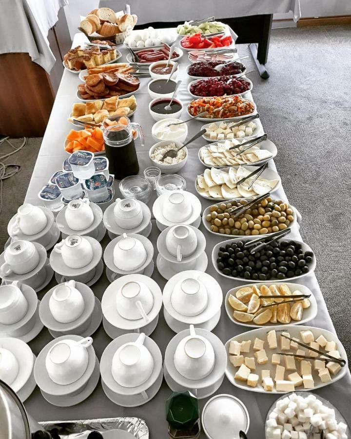 Hotel Istanbul Batumi Exteriér fotografie